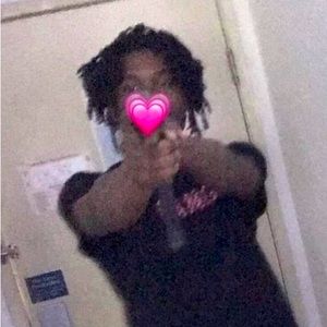 Meet your Posher, Mokey